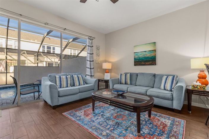 Image No.18-3 Bed Townhouse for sale