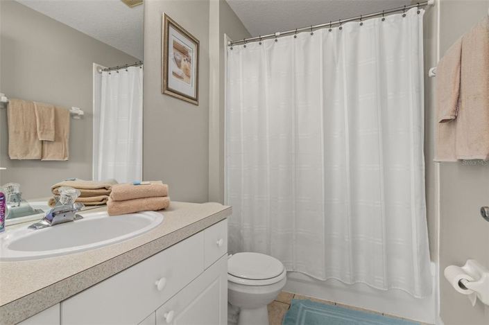 Image No.24-3 Bed Townhouse for sale