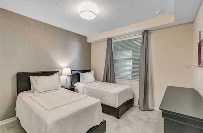 Image No.14-2 Bed Property for sale