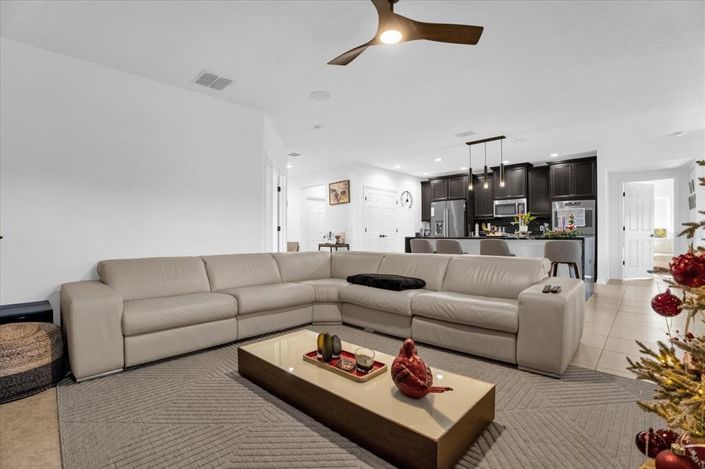 Image No.9-Propriété de 4 chambres à vendre à Kissimmee