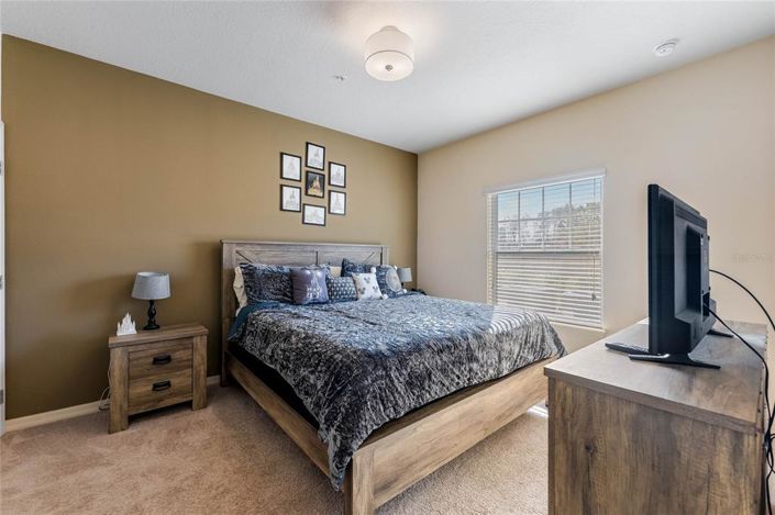 Image No.11-4 Bed Townhouse for sale