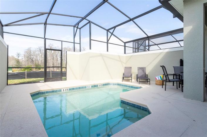 Image No.55-5 Bed Townhouse for sale