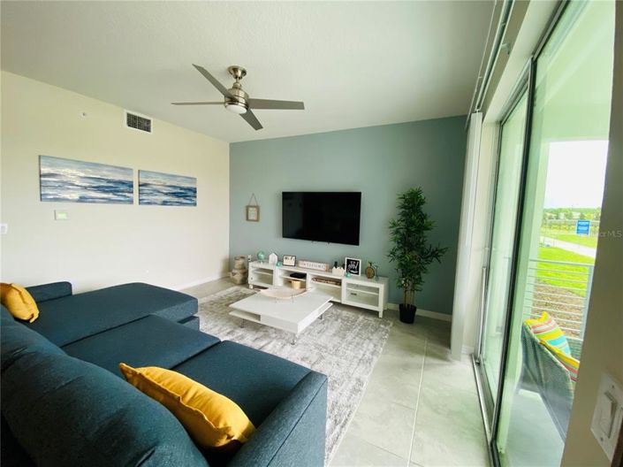 Image No.7-2 Bed Property for sale