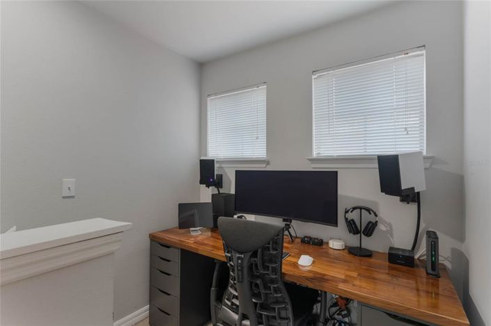 Image No.18-1 Bed Property for sale