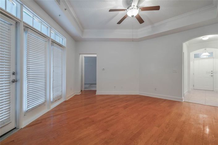 Image No.15-3 Bed Property for sale