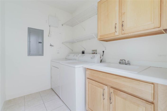 Image No.23-3 Bed Property for sale