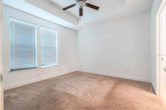 Image No.26-3 Bed Property for sale