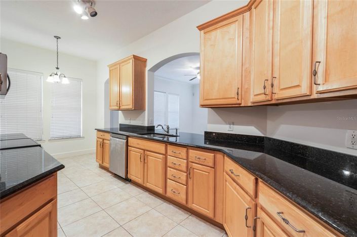 Image No.8-3 Bed Property for sale