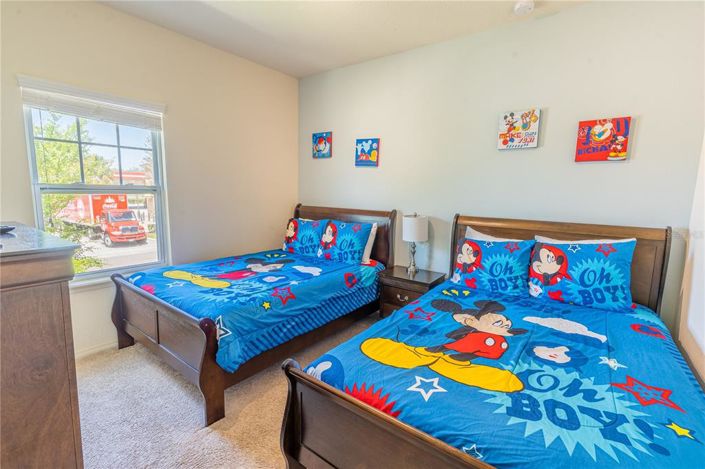 Image No.13-4 Bed Townhouse for sale