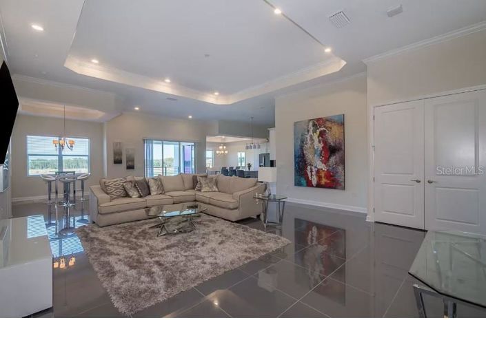 Image No.2-4 Bed Property for sale