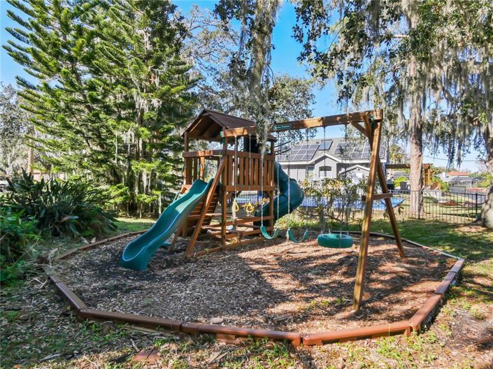 Image No.67-4 Bed Property for sale