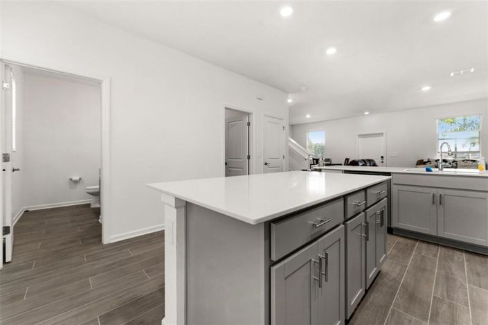 Image No.10-3 Bed Townhouse for sale