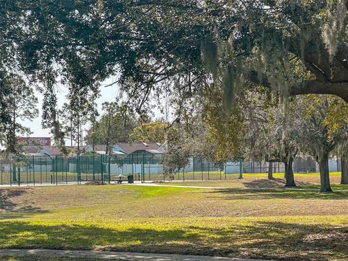 Image No.40-4 Bed Property for sale