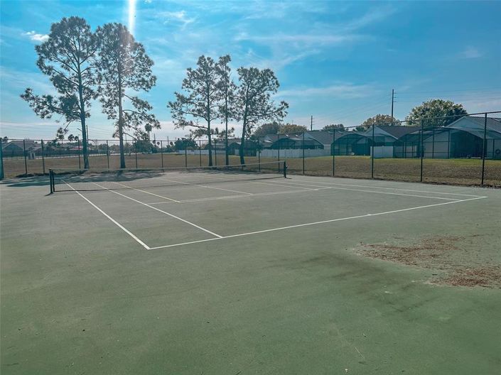 Image No.41-4 Bed Property for sale