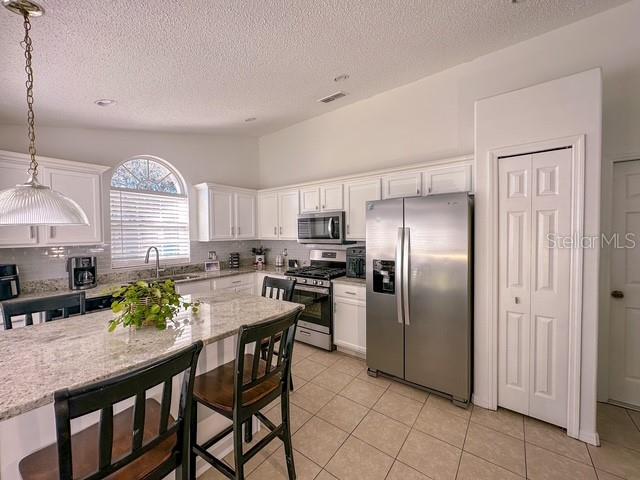 Image No.7-4 Bed Property for sale