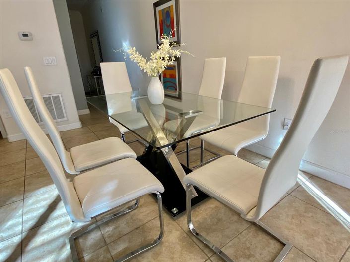 Image No.8-4 Bed Townhouse for sale