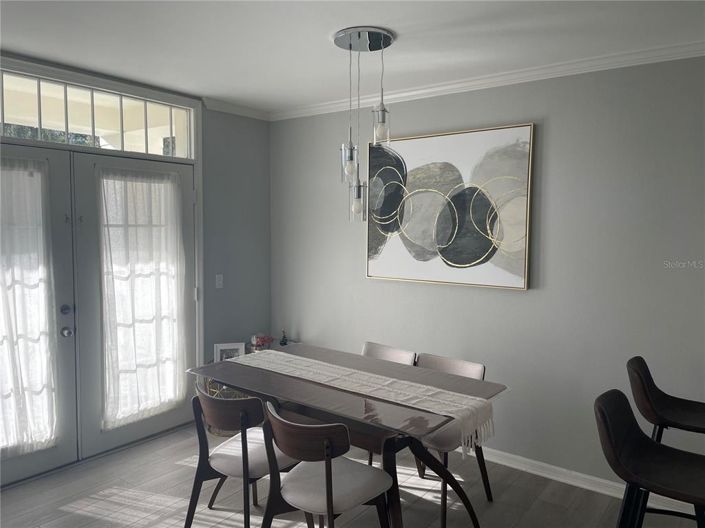 Image No.10-3 Bed Property for sale