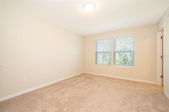 Image No.15-3 Bed Townhouse for sale