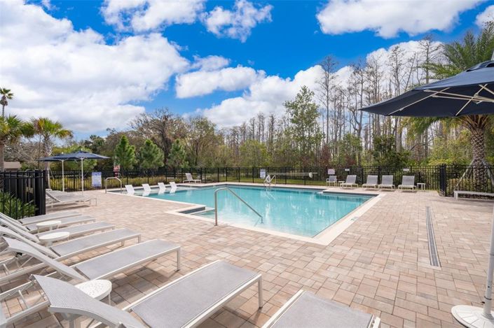 Image No.24-3 Bed Townhouse for sale