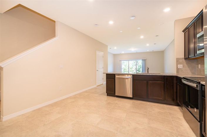 Image No.9-3 Bed Townhouse for sale