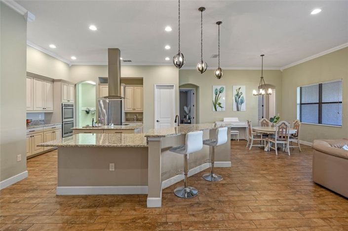 Image No.15-4 Bed Property for sale