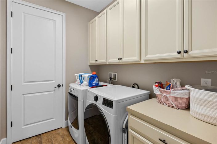 Image No.42-4 Bed Property for sale