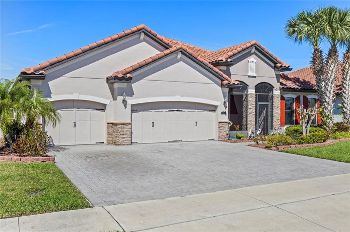 Image No.6-4 Bed Property for sale