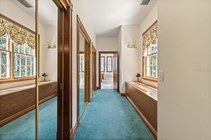 Image No.34-5 Bed Property for sale