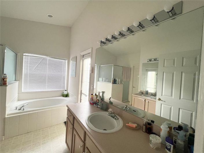 Image No.16-Propriété de 4 chambres à vendre à Kissimmee