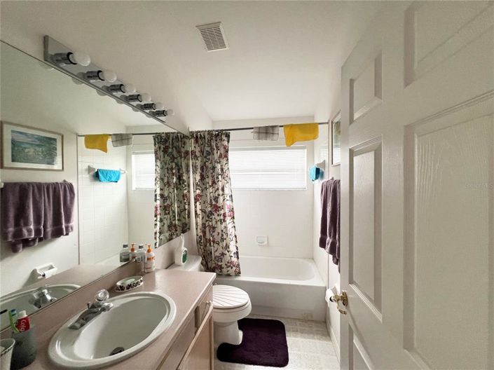 Image No.20-Propriété de 4 chambres à vendre à Kissimmee