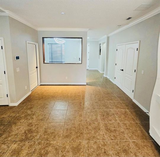 Image No.11-4 Bed Property for sale