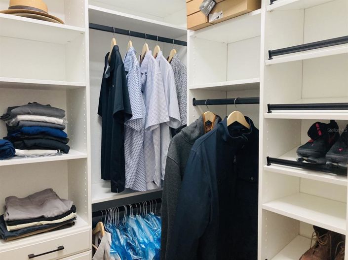 Image No.14-4 Bed Property for sale