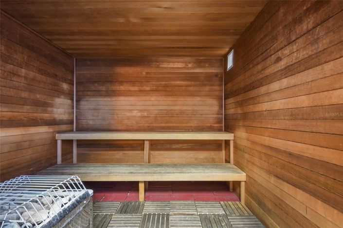 Image No.26-4 Bed Townhouse for sale