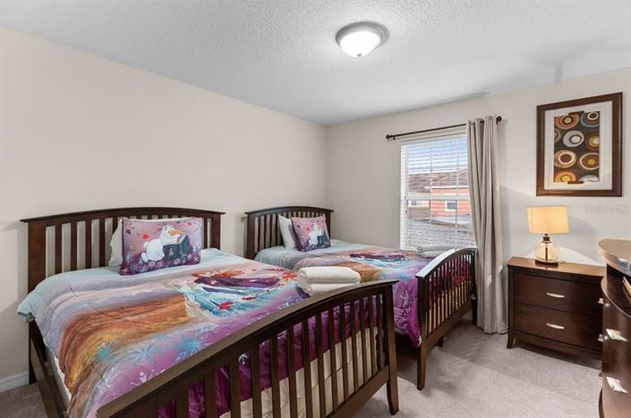 Image No.24-4 Bed Townhouse for sale