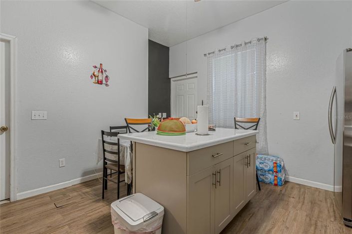 Image No.20-5 Bed Property for sale