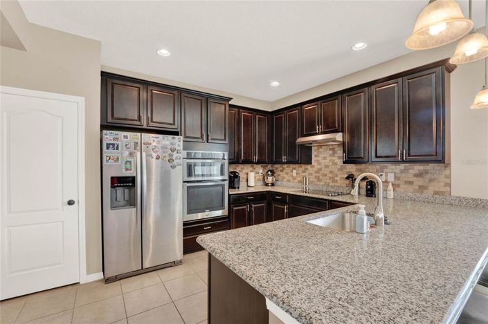 Image No.17-4 Bed Property for sale