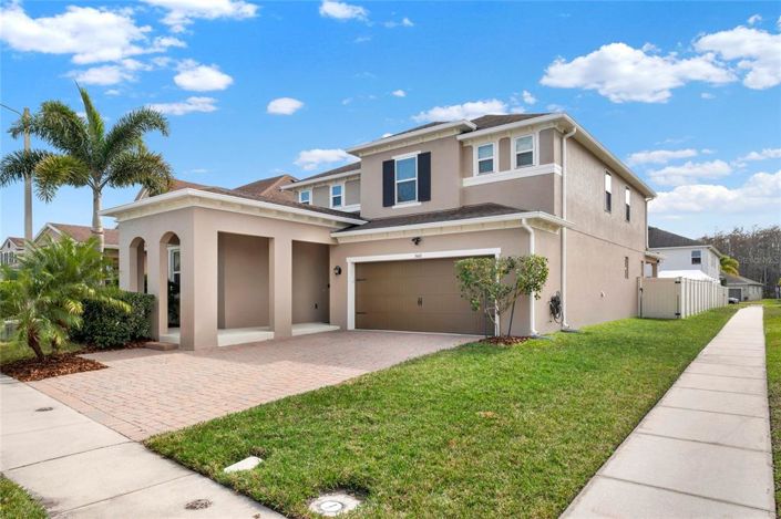 Image No.4-4 Bed Property for sale