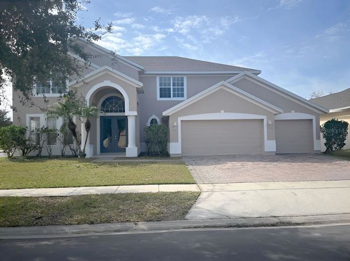 Image No.1-5 Bed Property for sale