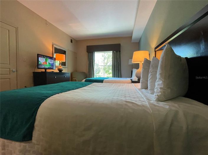 Image No.20-2 Bed Property for sale