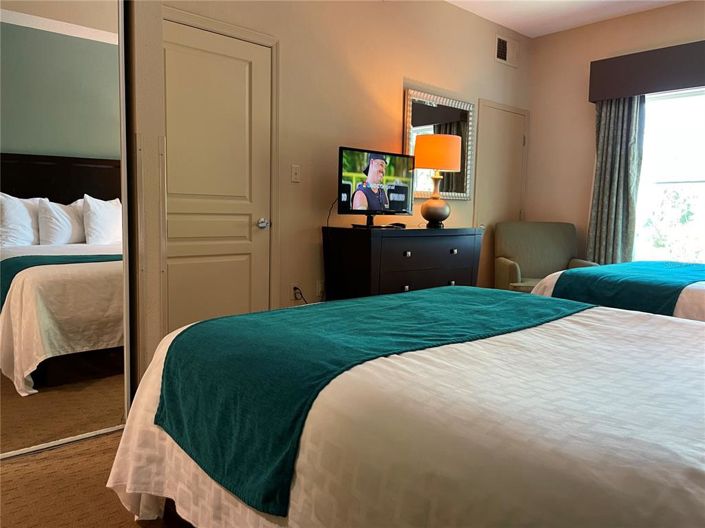 Image No.21-2 Bed Property for sale