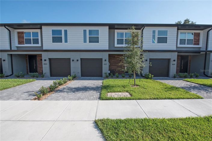 Image No.3-4 Bed Townhouse for sale