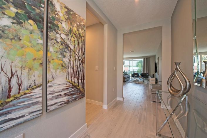 Image No.5-4 Bed Townhouse for sale