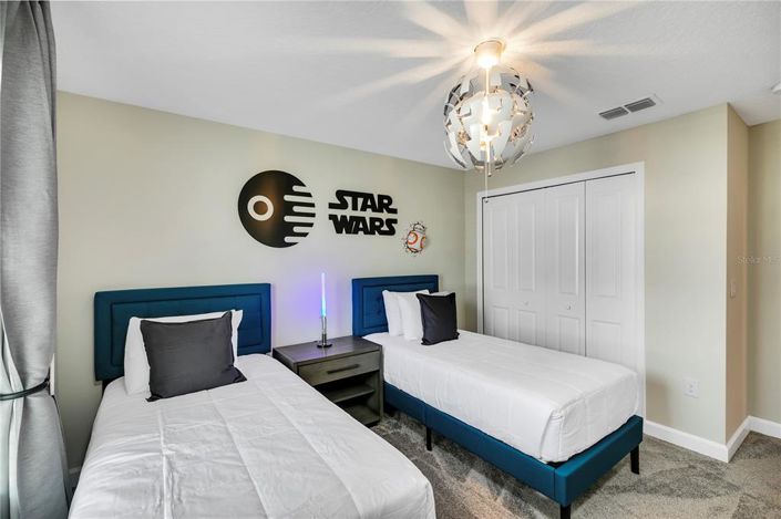 Image No.22-4 Bed Townhouse for sale