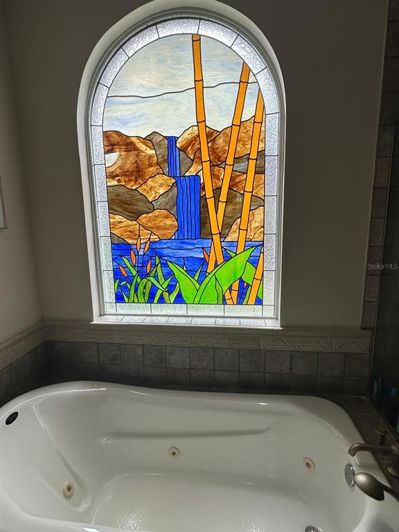 Image No.18-4 Bed Property for sale