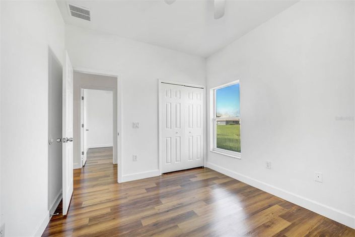 Image No.23-4 Bed Property for sale