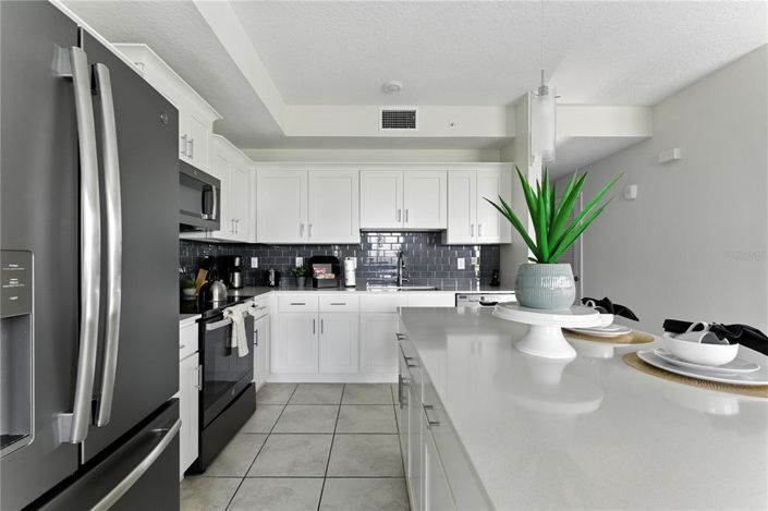 Image No.17-2 Bed Property for sale