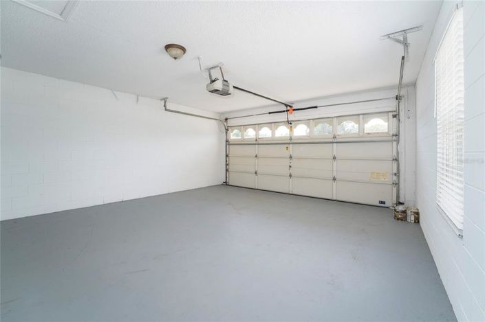 Image No.23-3 Bed Property for sale