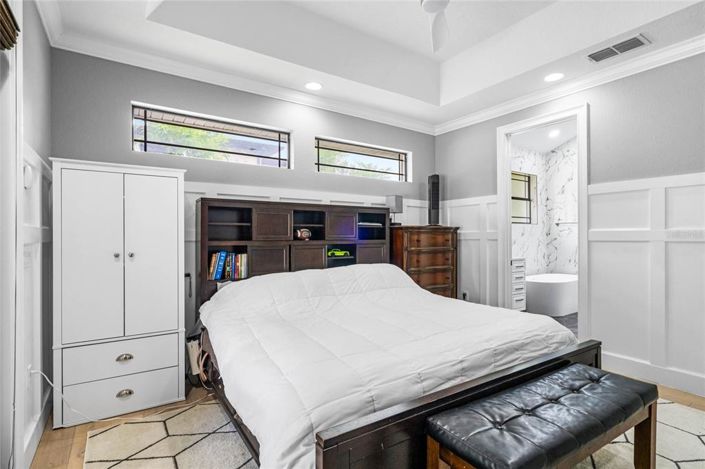 Image No.58-6 Bed Property for sale