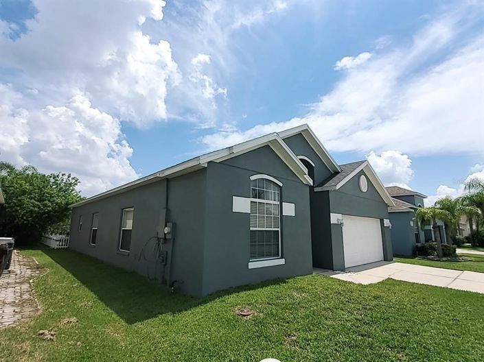 Image No.4-Propriété de 4 chambres à vendre à Kissimmee