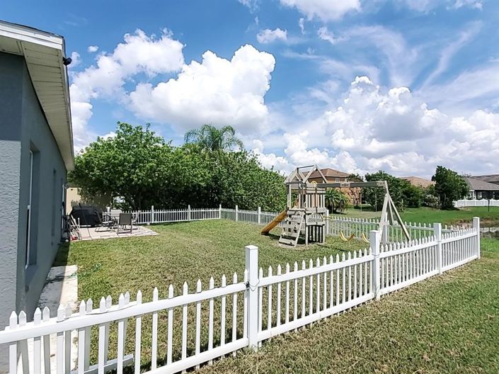 Image No.5-Propriété de 4 chambres à vendre à Kissimmee